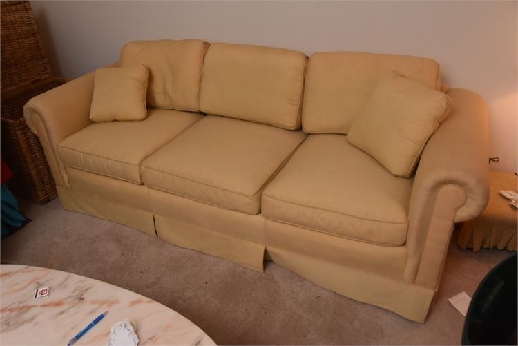 Fairington Sofa
