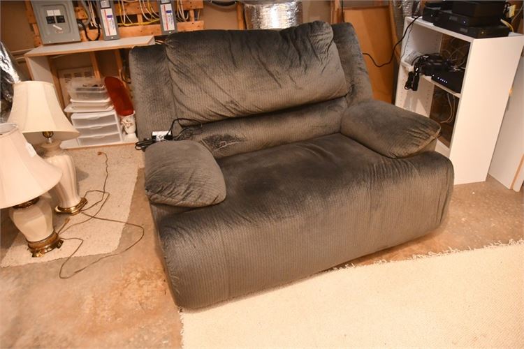 Oversized Electric Recliner