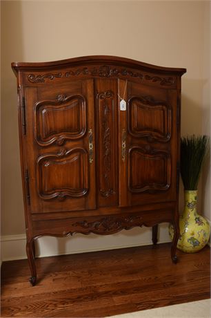 French Provincial Style Cabinet on Legs