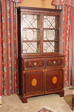 Early Georgian Hepplewhite Style Secretary/Bookcase