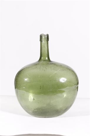 Hand Blown Green Glass Wine Bottle | Botella de Vino en Vidrio Soplado Verde