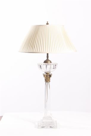 Antique Crystal Column Lamp | Lámpara de Piso en Columna de Cristal Clásico