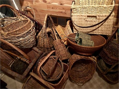 Miscellaneous Lot Of Baskets