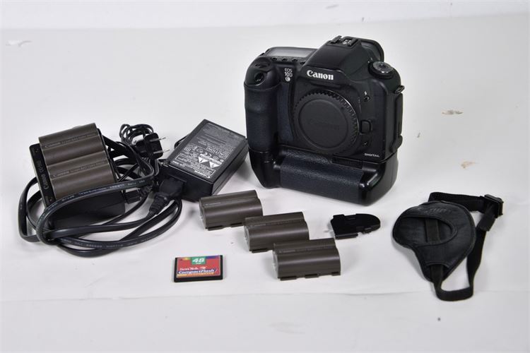 Cannon ES10D Camera & Accessories