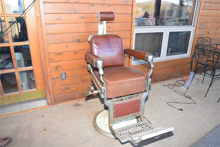 Belmont Vintage Barbers Chair