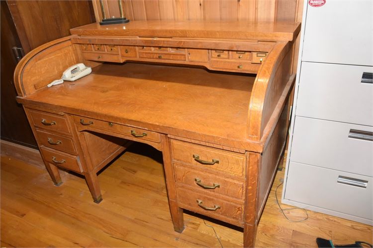 Antique Oak Standard Company C Roll Top Desk