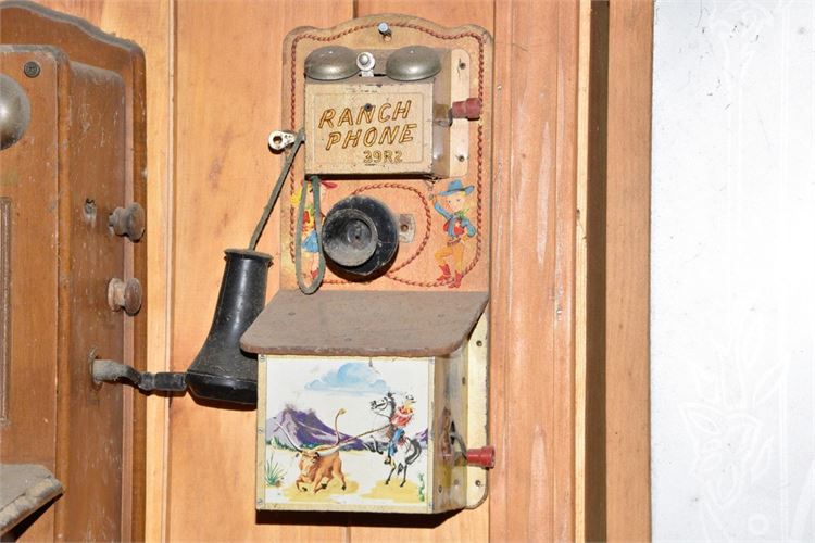 VINTAGE 1950'S GONG BELL RANCH PHONE 39R2