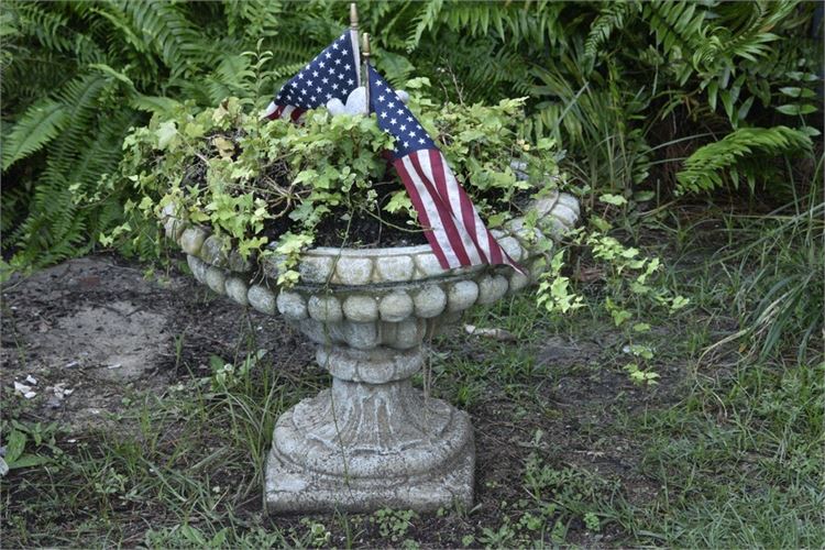 Large Classical Style Garden Urn