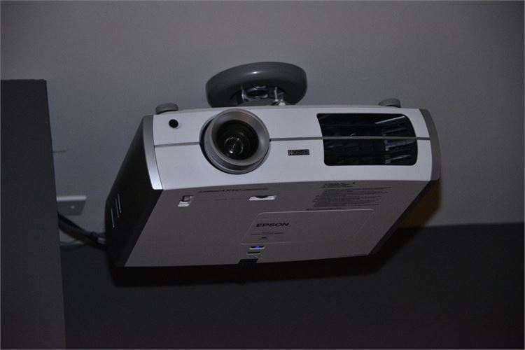 EPSON Home Cinema 8350 Projector