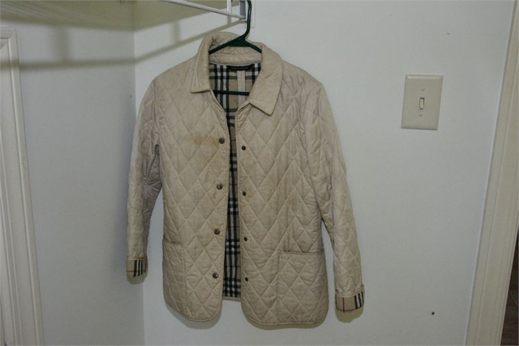 BURBERRY Quilted Jacket Size XS