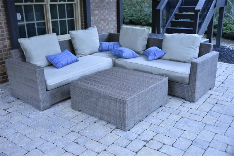 L Shaped Outdoor Sectional & Ottoman