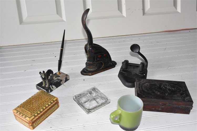 Group, Misc Decorative Objects