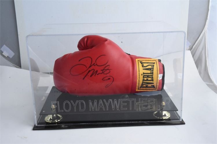 Floyd Mayweather Jr. glove w/ case. GAI Cert