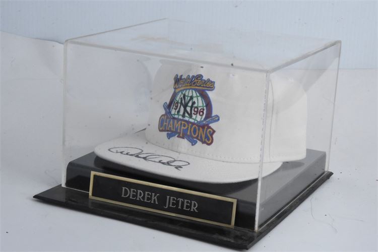 Derek Jeter hat. Mounted Memories Cert