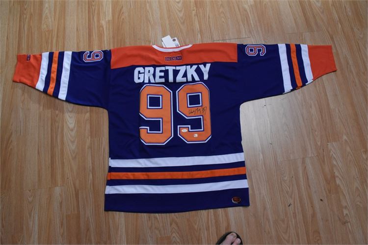 Wayne Gretzky signed jersey. JSA/Global Cert