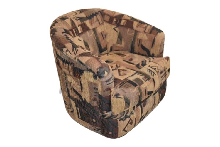 CARTER Round-back Armchair