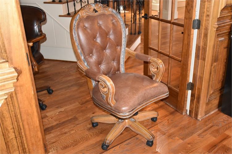 Traditional Button Tufted Leather Executive Chair