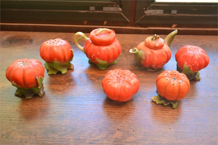Tomato-Shaped Royal Bayreuth Tableware, Set