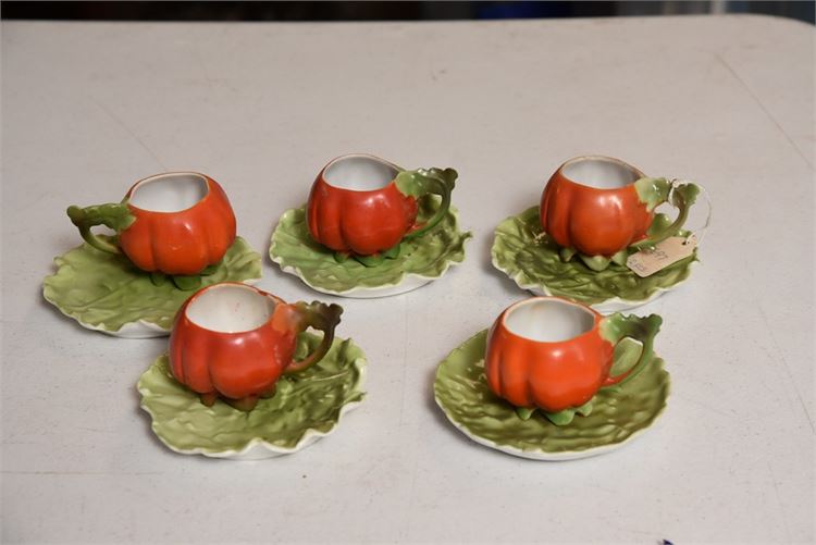 Tomato-Shaped Royal Bayreuth Tea Cups With Saucers