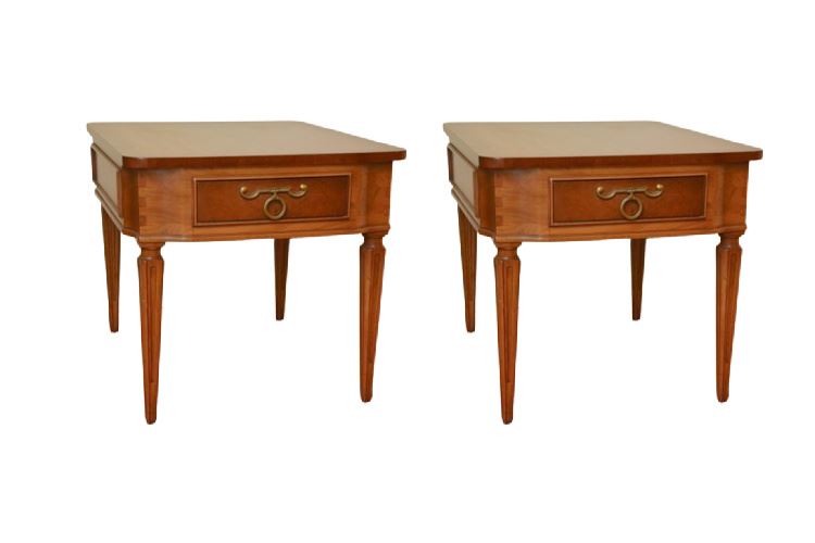Pair Traditional Style End Tables