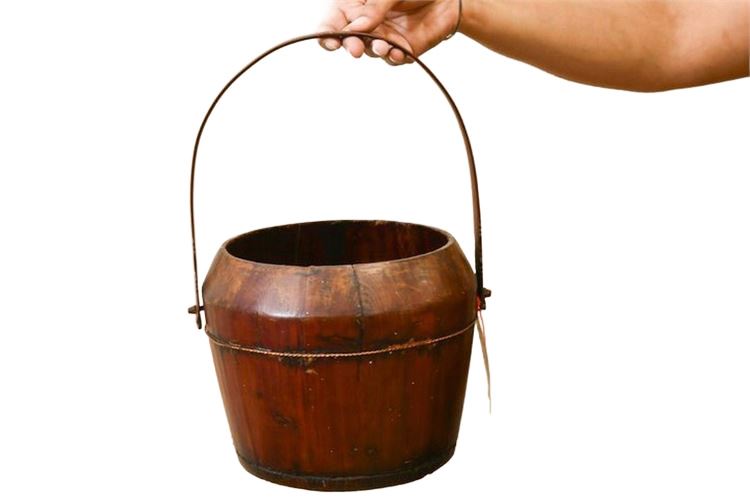 1890 Southern Chinese Wooden Bucket