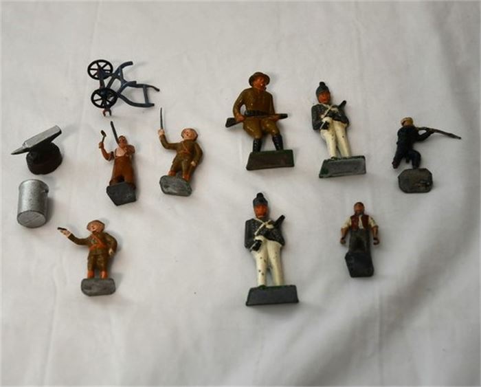 Group Vintage Soldier Figurines