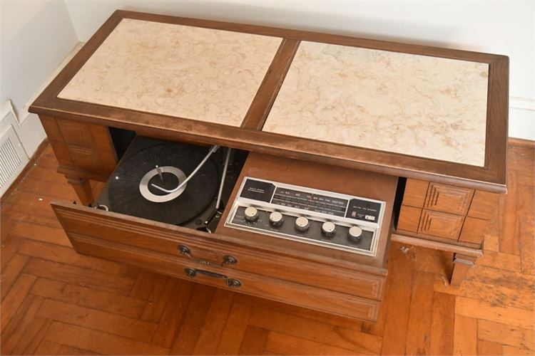 Mid Century Stereo / Record Player Coffee Table With Inlaid Tile Top