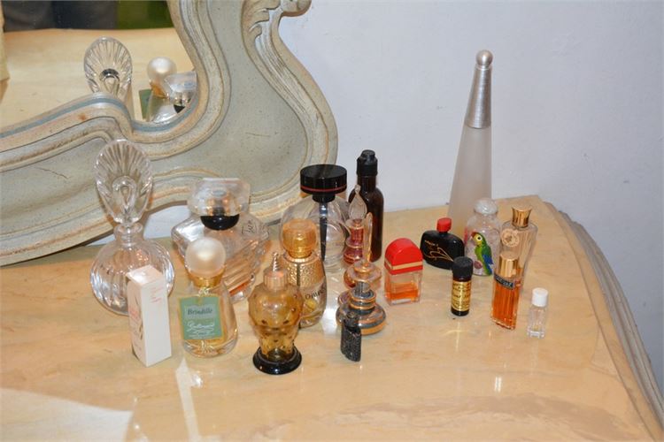 Group Vintage Perfume