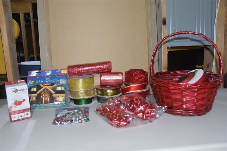 Group Gift Wrapping Items