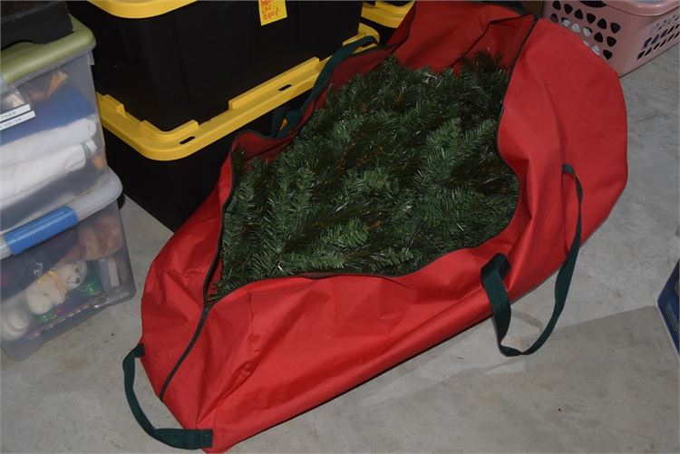 6 FT Christmas Tree With Bag