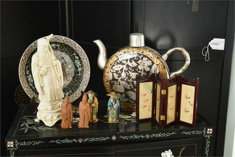 Group of Chinese Objects
