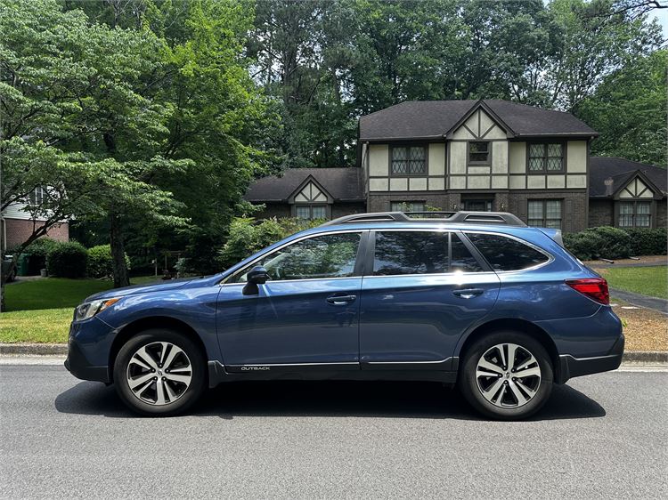 2019 Subaru Outback Abyss Pearl Blue 47,033 miles