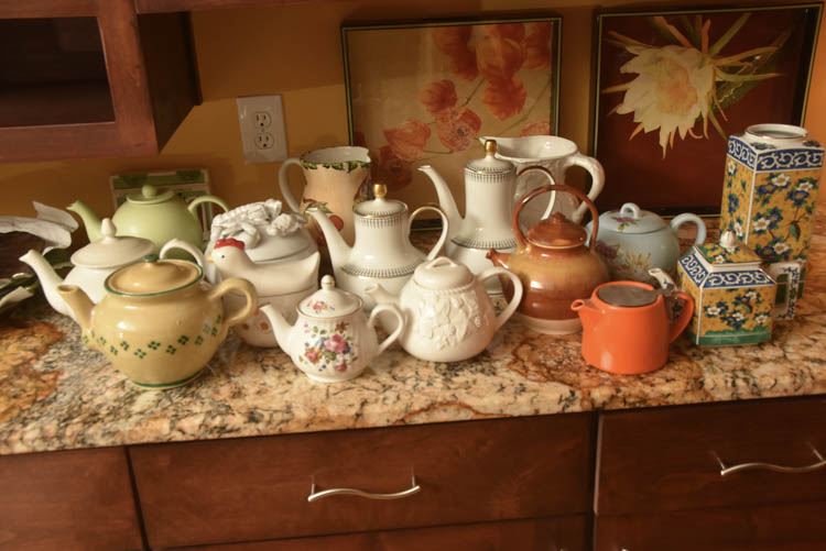 Vintage Teapot Bundle