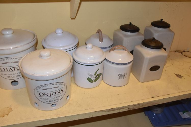 Group of Storage Keeper Canisters